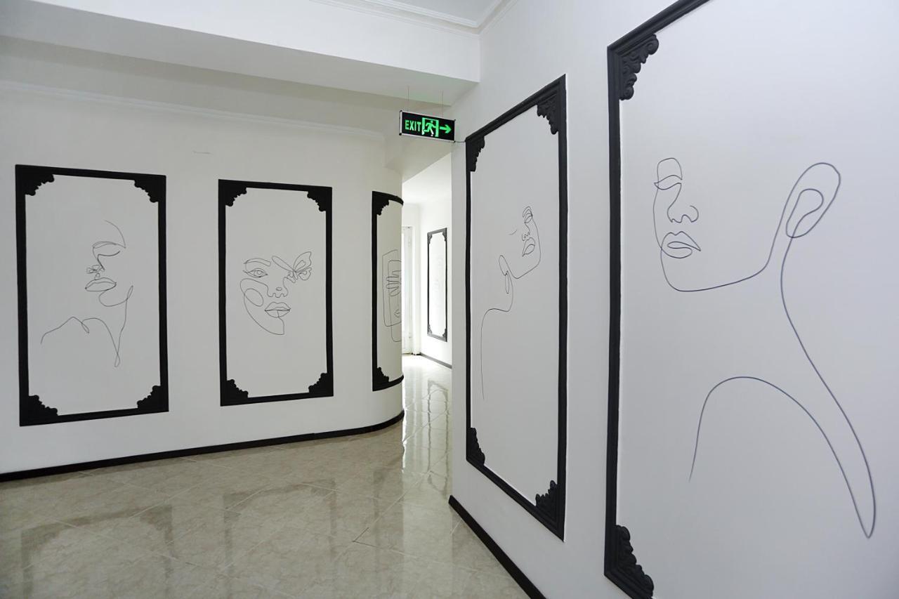 Hotel The One Boutique Tbilisi Exterior foto