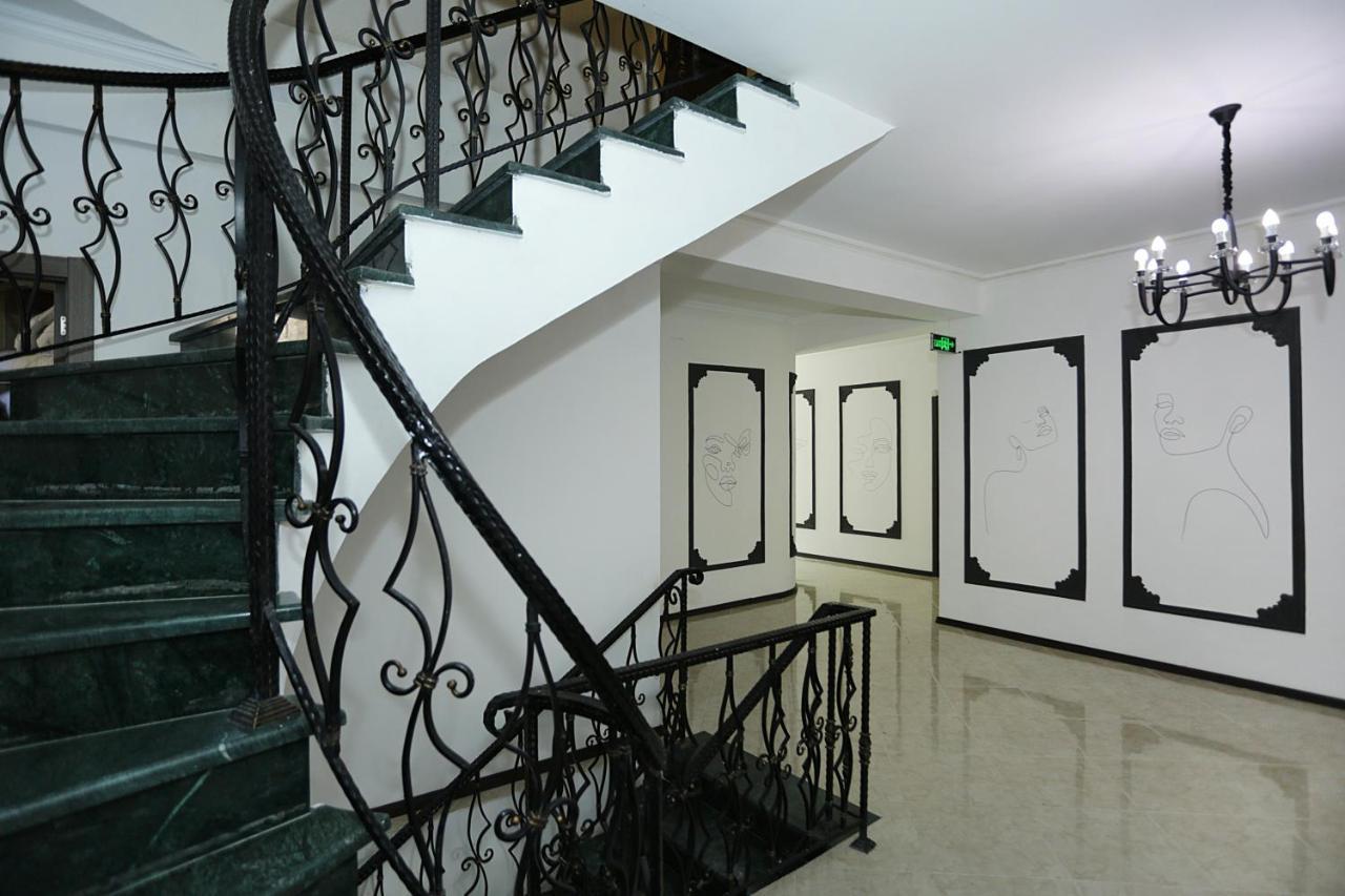 Hotel The One Boutique Tbilisi Exterior foto