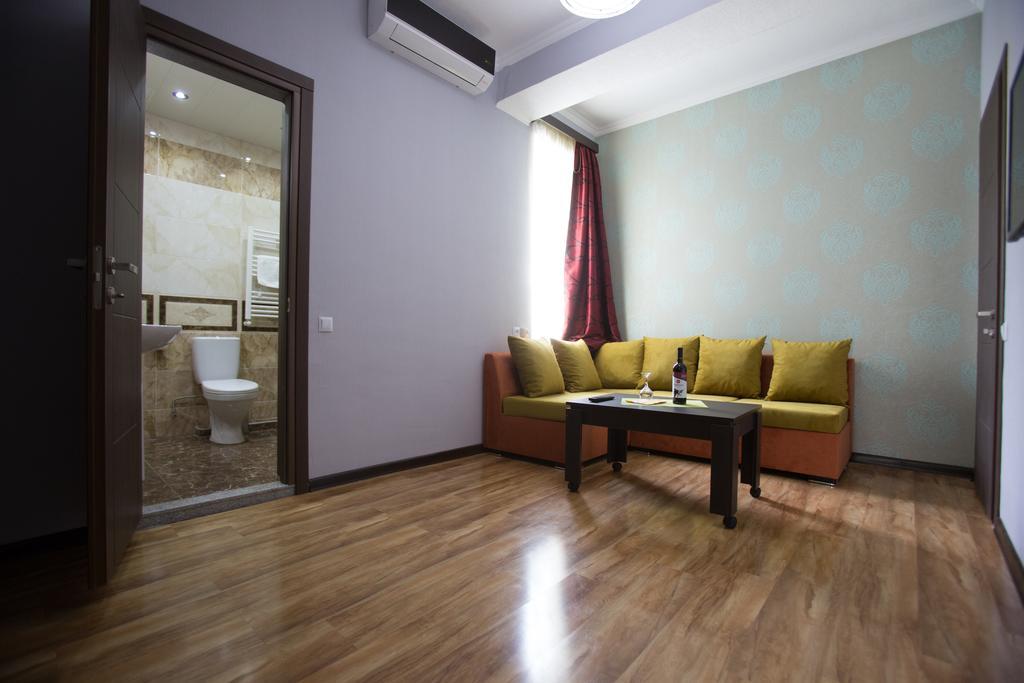 Hotel The One Boutique Tbilisi Exterior foto