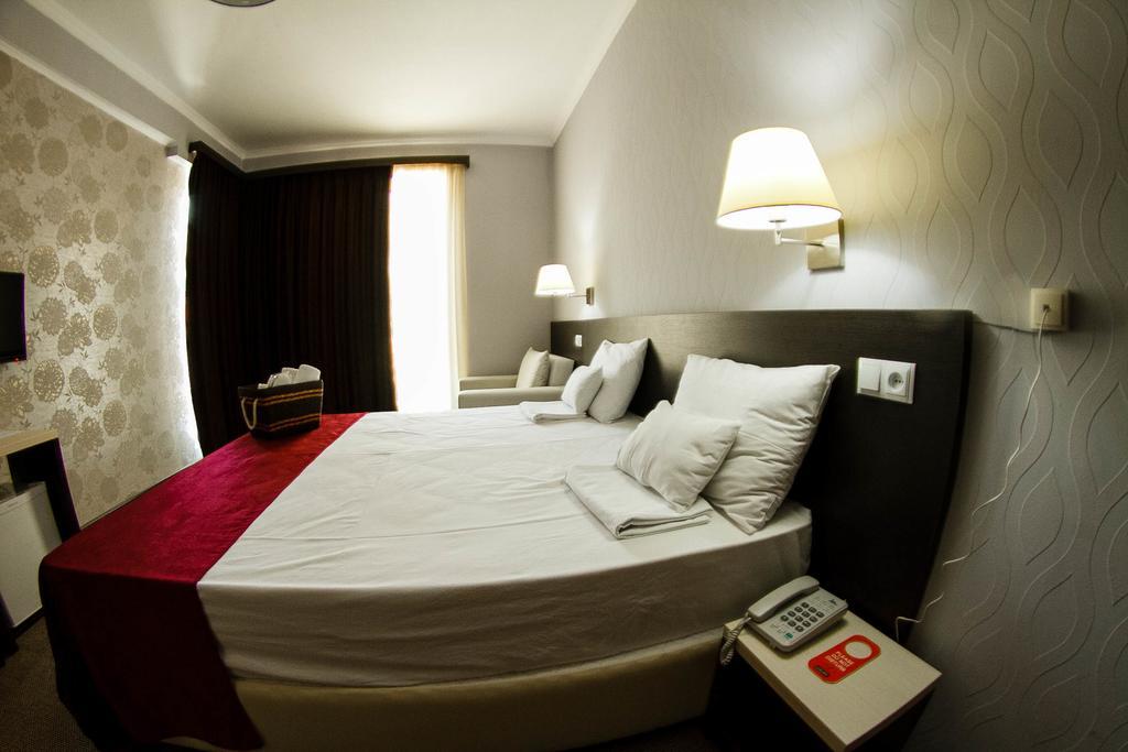 Hotel The One Boutique Tbilisi Exterior foto
