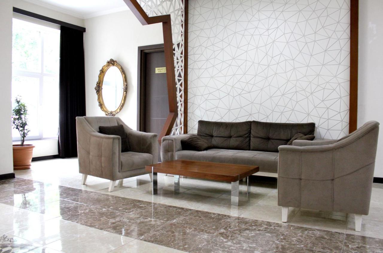 Hotel The One Boutique Tbilisi Exterior foto
